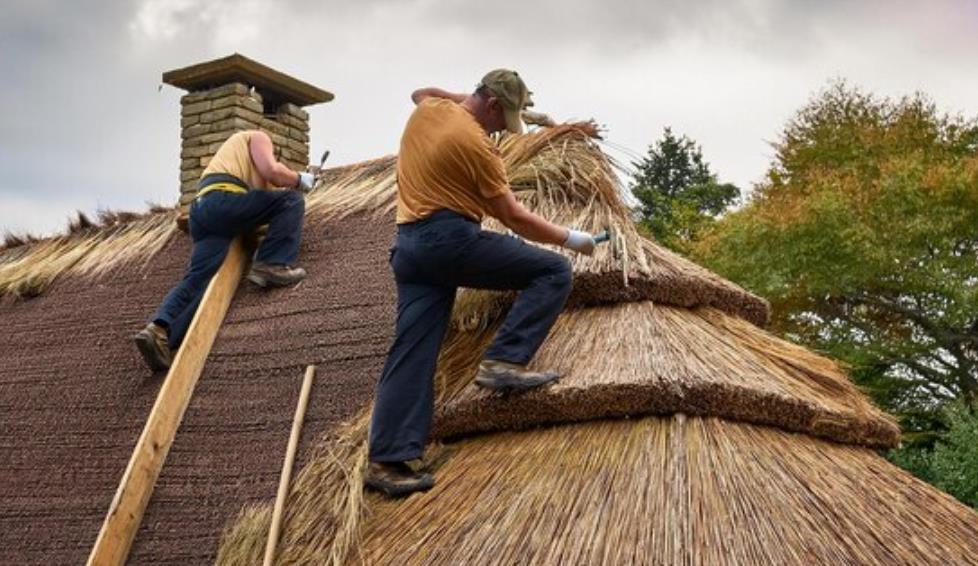 Thatching Installation